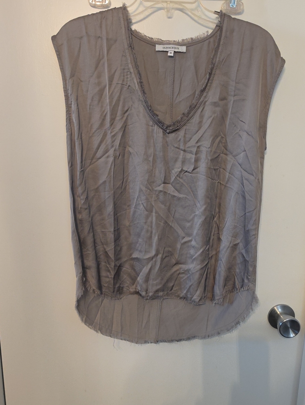 Olivaceous Taupe V-Neck Frayed Hem Cap Sleeve Top